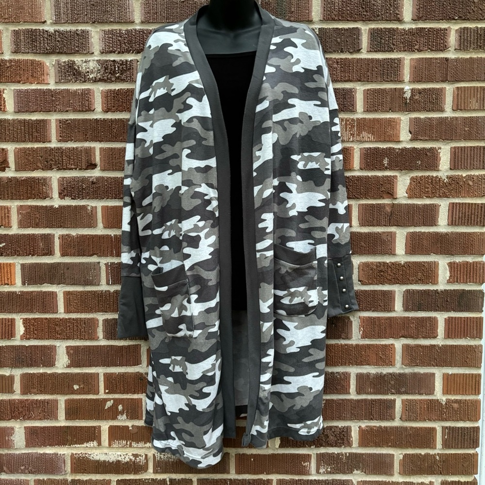 French Laundry Sweater Womens Large Long Open Front Camo Cardigan Black Gray 2X
